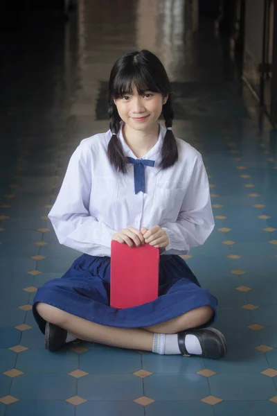 Retrato Tailandês Estudante Ensino Médio Uniforme Adolescente Linda Menina Feliz — Fotografia de Stock