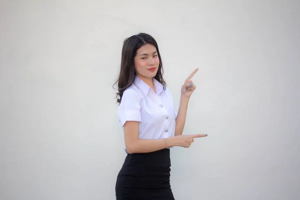 Tailandês Adulto Estudante Universidade Uniforme Bela Menina Apontando — Fotografia de Stock