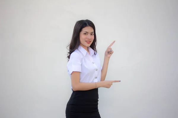 Tailandês Adulto Estudante Universidade Uniforme Bela Menina Apontando — Fotografia de Stock