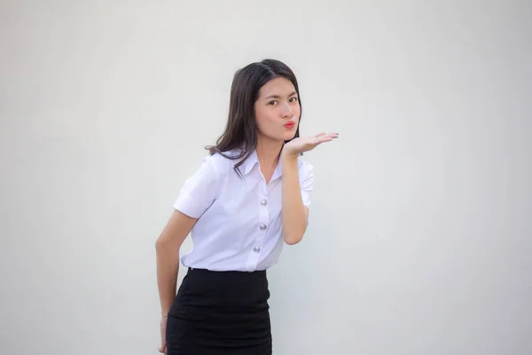 Thai Adult Student Universität Uniform Hübsch Mädchen Senden Ein Kuss — Stockfoto