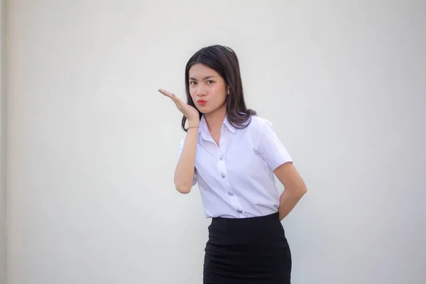 Thai Vuxen Student Universitet Uniform Vacker Flicka Skicka Kyss — Stockfoto