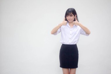 Taylandlı yetişkin öğrenci üniforması. Harika bir kız.