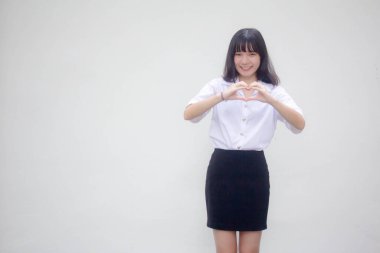 Taylandlı yetişkin öğrenci üniforması. Güzel kalp ver.