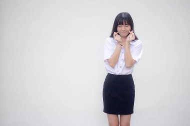 Taylandlı yetişkin öğrenci üniforması. Güzel kalp ver.