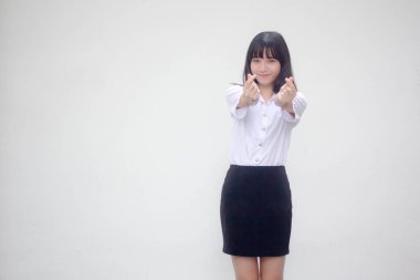 Taylandlı yetişkin öğrenci üniforması. Güzel kalp ver.