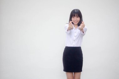 Taylandlı yetişkin öğrenci üniforması. Güzel kalp ver.