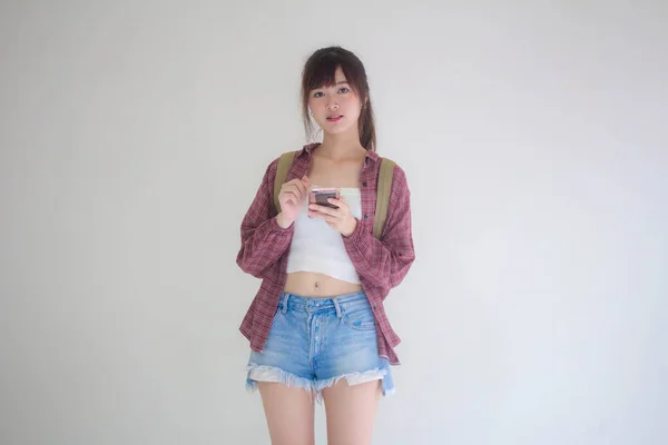 Gadis Thailand Cantik Wisatawan Skotlandia Kemeja Putih Jeans Biru Menggunakan — Stok Foto