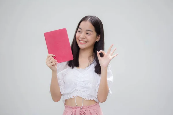 Ásia Tailandês Adolescente Branco Shirt Bela Menina Mostrar Livro — Fotografia de Stock