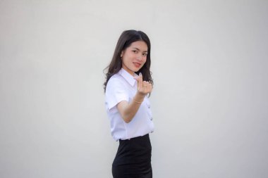 Taylandlı yetişkin öğrenci üniforması. Güzel kalp ver.