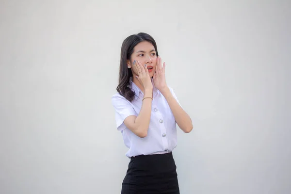 Taylandlı Yetişkin Üniversite Üniforması Güzel Kız Konuşması — Stok fotoğraf