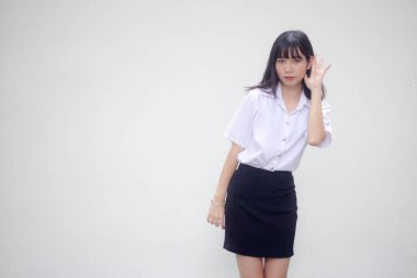 Taylandlı yetişkin üniversite üniforması güzel kız dinle.