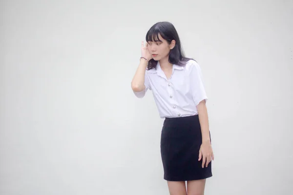 Tailandés Adulto Estudiante Universidad Uniforme Hermosa Chica Escuchar — Foto de Stock