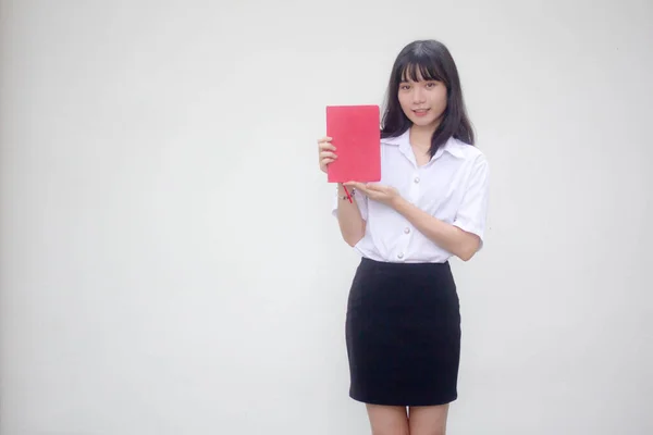 Tailandês Adulto Estudante Universidade Uniforme Bela Menina Mostrar Vermelho Livro — Fotografia de Stock