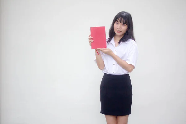 Thajská Dospělá Studentská Univerzita Uniforma Krásná Dívka Show Červená Kniha — Stock fotografie