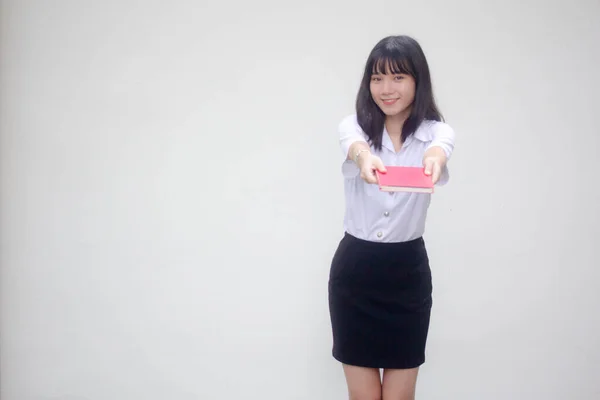 Thai Volwassen Student Universiteit Uniform Mooi Meisje Show Rood Boek — Stockfoto