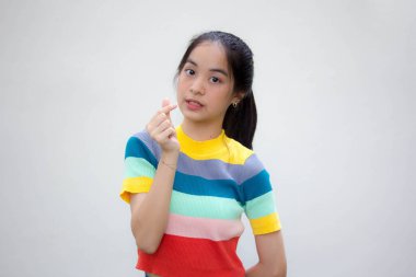 Asia Thai gençlik tişörtü güzel kız kalbini verir