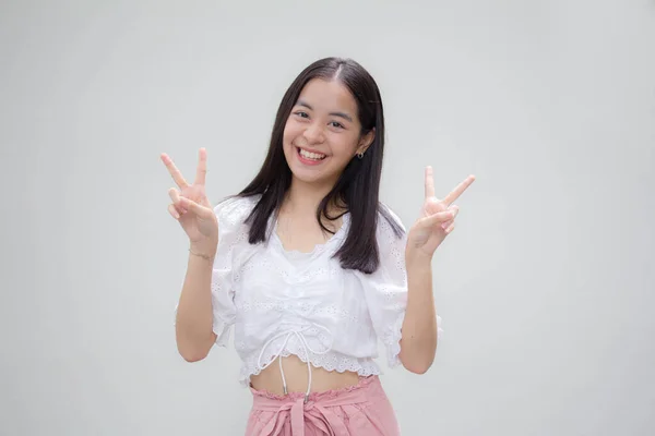 Ασία Thai Έφηβος Λευκό Shirt Όμορφη Νίκη Κορίτσι — Φωτογραφία Αρχείου