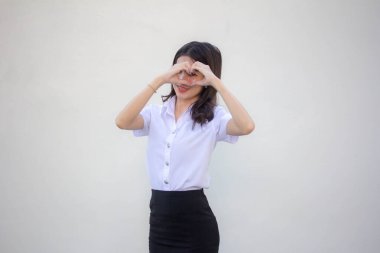 Taylandlı yetişkin öğrenci üniforması. Güzel kalp ver.