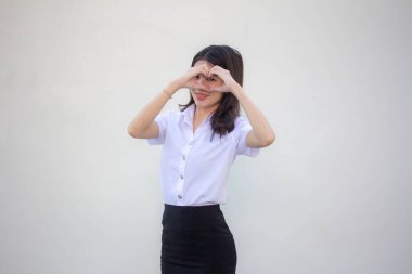 Taylandlı yetişkin öğrenci üniforması. Güzel kalp ver.