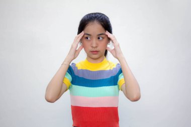 Asia Thai gençlik tişörtü güzel kız Düşün