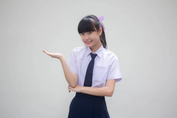 Retrato Tailandês Júnior Estudante Ensino Médio Uniforme Bela Menina Mostrar — Fotografia de Stock