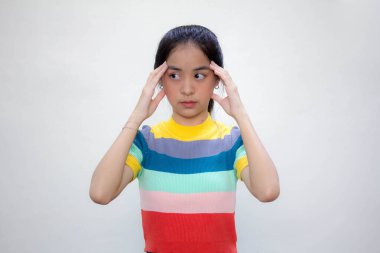 Asia Thai gençlik tişörtü güzel kız Düşün