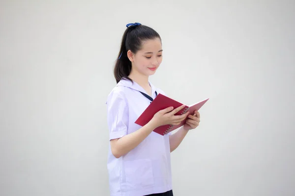 Asia Thai Junior Estudiante Secundaria Uniforme Hermosa Chica Leer Libro — Foto de Stock