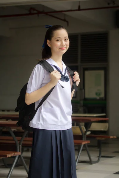 Asia Thai Junior Scuola Superiore Studente Uniforme Bella Ragazza Sorriso — Foto Stock