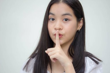 Asia Thateen beyaz tişört Güzel kız gülümse ve rahatla