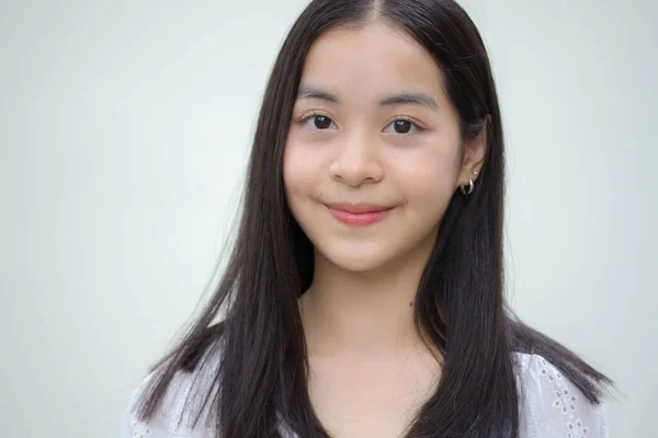 Asiatisch Thai Teen Weiß Shirt Hübsch Mädchen Smile Und Relax — Stockfoto