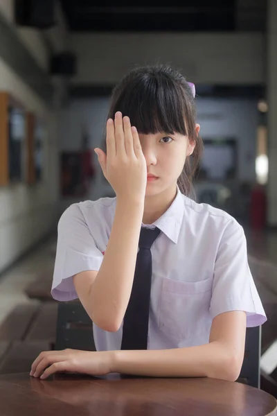 Portrait Thai Junior Lycéen Uniforme Adolescent Belle Fille Heureux Détendre — Photo