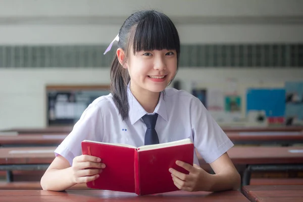 Tajski Gimnazjum Student Mundur Nastolatek Piękne Dziewczyna Szczęśliwy Zrelaksować — Zdjęcie stockowe