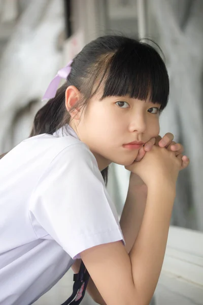 Tailandese Junior Scuola Superiore Studente Uniforme Giovanissima Bella Ragazza Felice — Foto Stock
