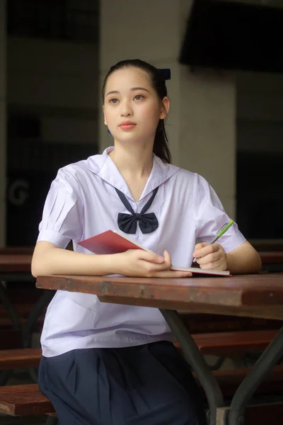 Asia Thai Junior Lycéen Uniforme Belle Fille Sourire Détendre — Photo