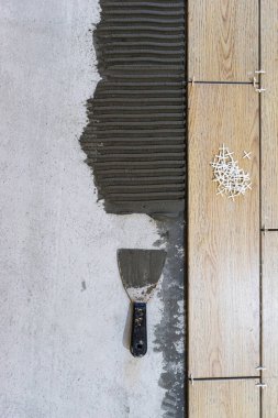 Seramik Döşemeler. Döşeme döşemesi hazırlığı.