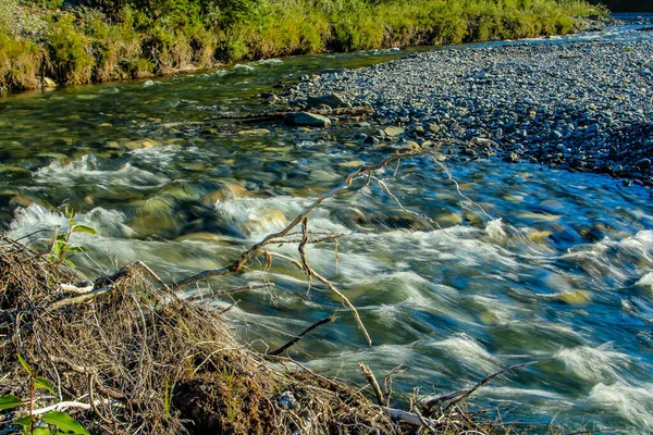 Waiprous Creek Wandert Durch Den Park Erholungsgebiet North Ghost Provincial — Stockfoto