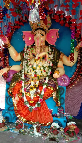 Piękny Posąg Lorda Ganeshy Indianie Czczą Pana Ganeshę Jako Boga — Zdjęcie stockowe