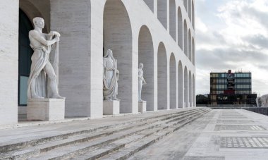 The Square Colosseum, Palazzo della Civilta Italiana Roma, İtalya 'da rasyonalizm mimarisi bölgesinin bir parçasıdır.
