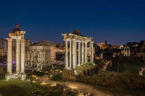 Paesaggio Urbano Delle Rovine Del Foro Romano Con Arco Severo — Foto Stock