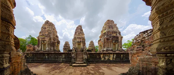 Panoramautsikt Över Östra Mebon Antika Hinduiska Tempel Med Skulpterade Dumheter — Stockfoto