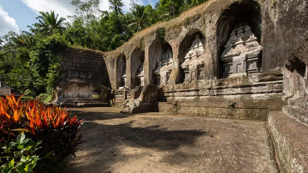 Candi Gunung Kawi Hindu Tempel Med Nischade Snidade Dumas Och — Stockfoto