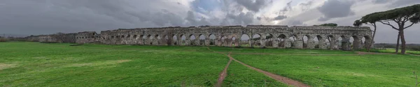 Ruines Aqueduc Romain Aqua Claudia Dans Parc Parco Degli Acquedotti — Photo
