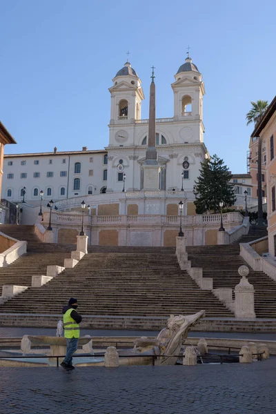 Rom Italien Mars 2020 Polisen Verkställer Inneslutningsåtgärderna Vid Spanska Trappan — Stockfoto