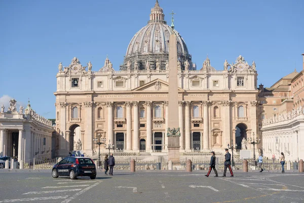 Roma Itália Março 2020 Polícia Controla Movimentos Turistas Torno São — Fotografia de Stock