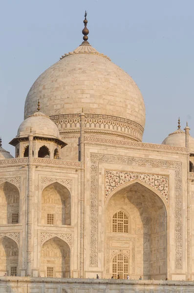 Agra Índia Maio 2015 Recém Restaurado Mausoléu Taj Mahal Exibe — Fotografia de Stock