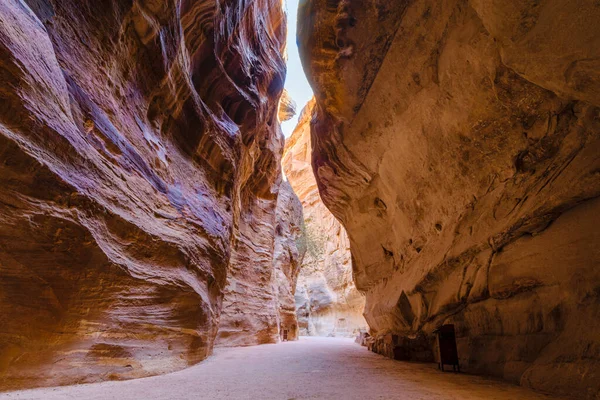 Siq Corridor Sandstone Geological Canyon Formation Leading Archeological Park Petra — Stock Photo, Image