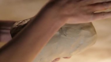 Ellerle Kil Oluşturma Süreci