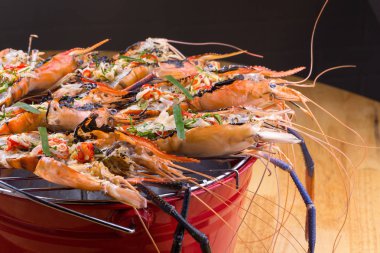 Taze ızgara karides soslu ızgara