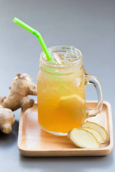 Suco Gengibre Com Açúcar Mesa Cinza — Fotografia de Stock