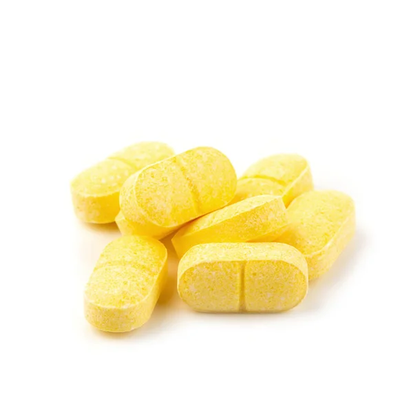 Vitamina Pílulas Vitaminas Amarelas Isoladas Fundo Branco — Fotografia de Stock